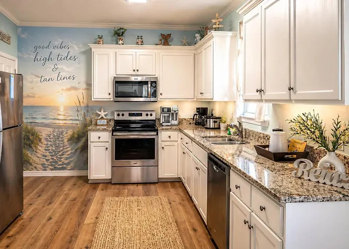Holiday home Luxury Beachside Retreat In - Walk To *