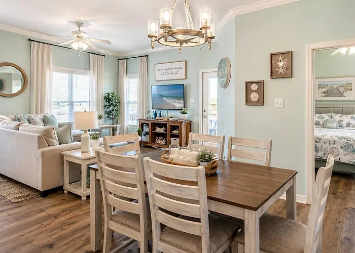 Luxury Beachside Retreat In - Walk To Holiday home *